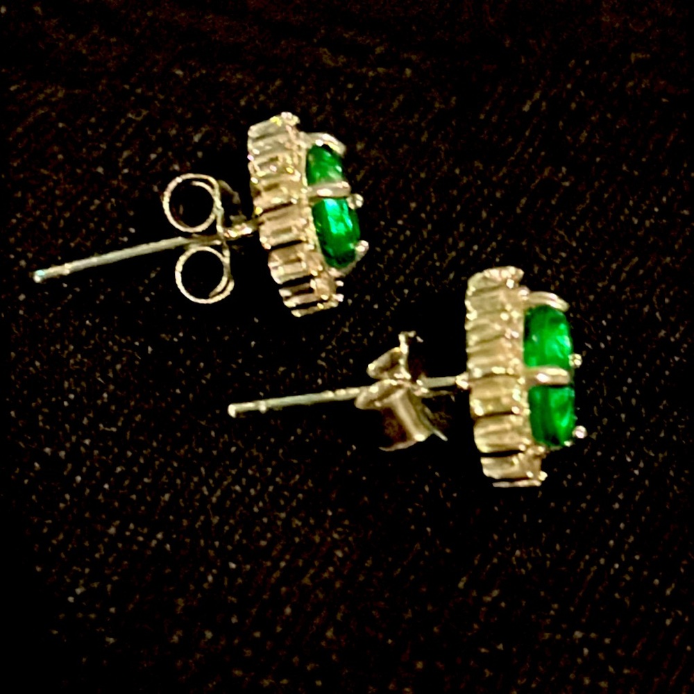1.5 Ct Topaz 14K White Gold Plated Earrings - Picture 2 of 5